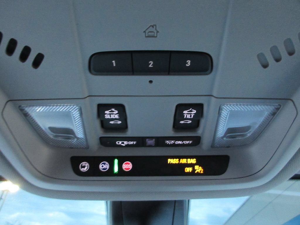 Certified 2023 GMC Acadia SLE w/ Driver Convenience Package FWD image 30