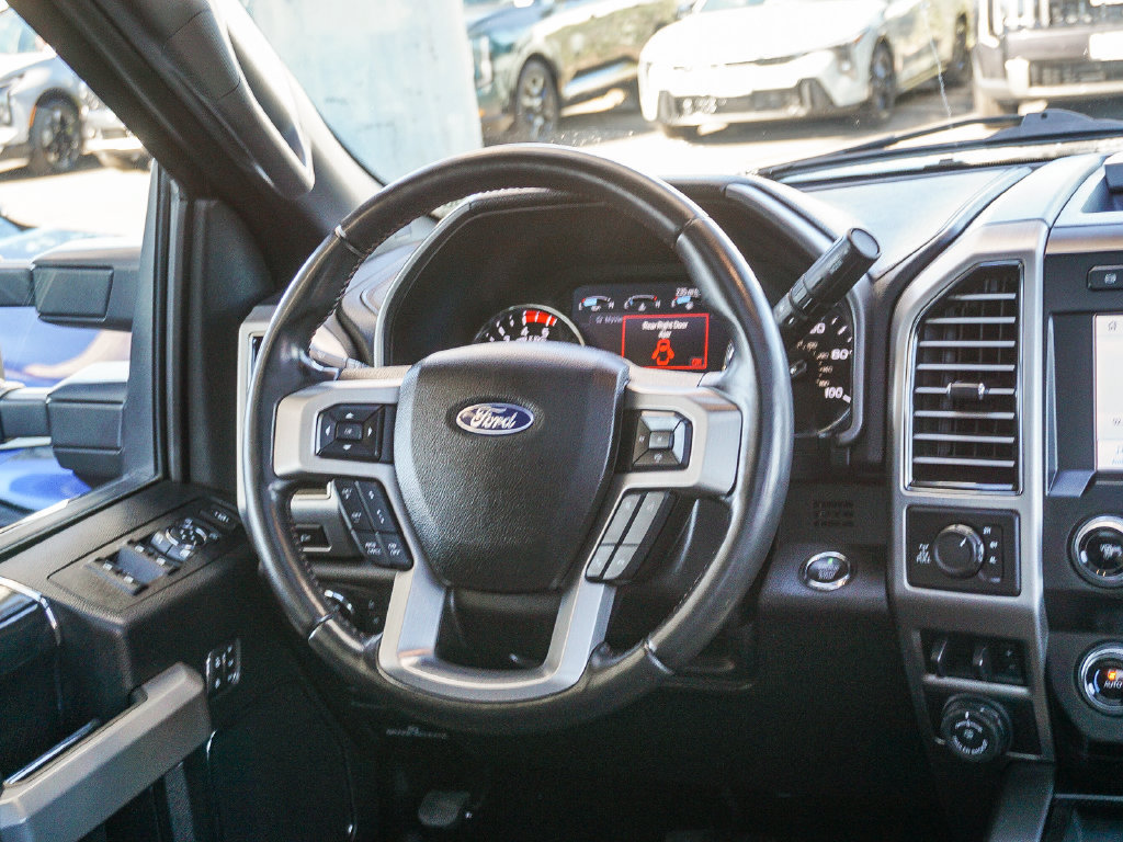 Used 2020 Ford F250 Platinum w/ FX4 Off-Road Package AWD/4WD image 17