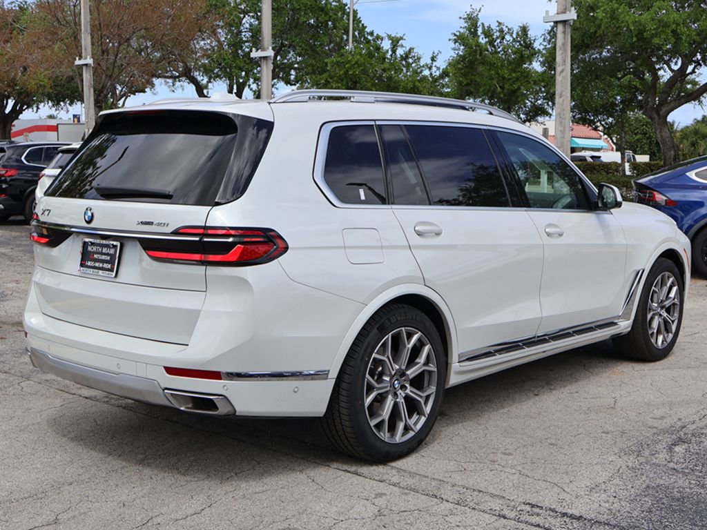 Used 2023 BMW X7 xDrive40i w/ Executive Package image 14