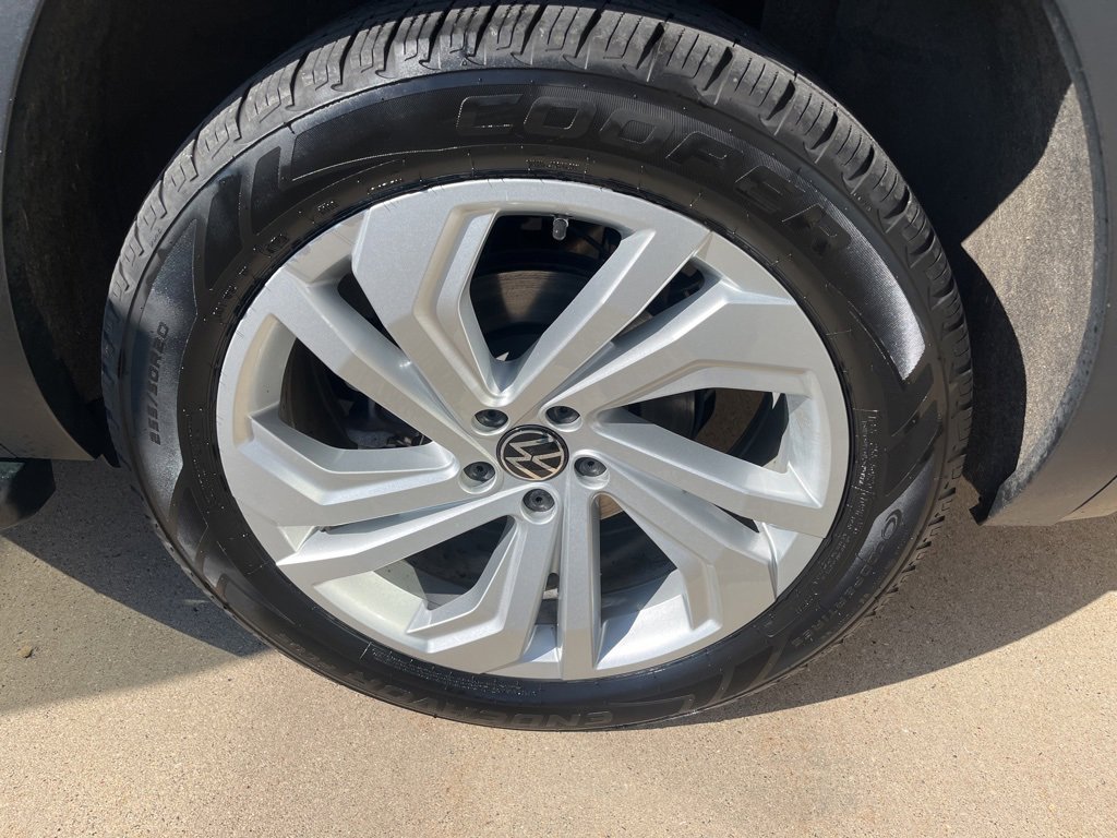 Used 2021 Volkswagen Atlas SEL Premium image 24