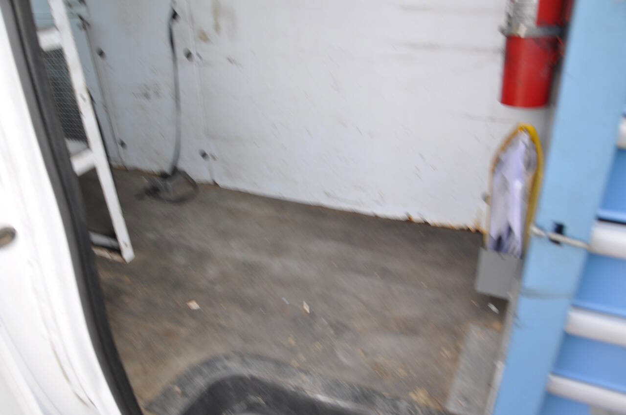 Used 2013 Ford E-250 and Econoline 250 RWD image 15