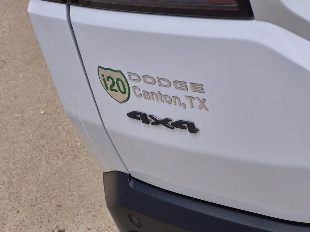 New 2026 Jeep Cherokee Laredo AWD/4WD image 8
