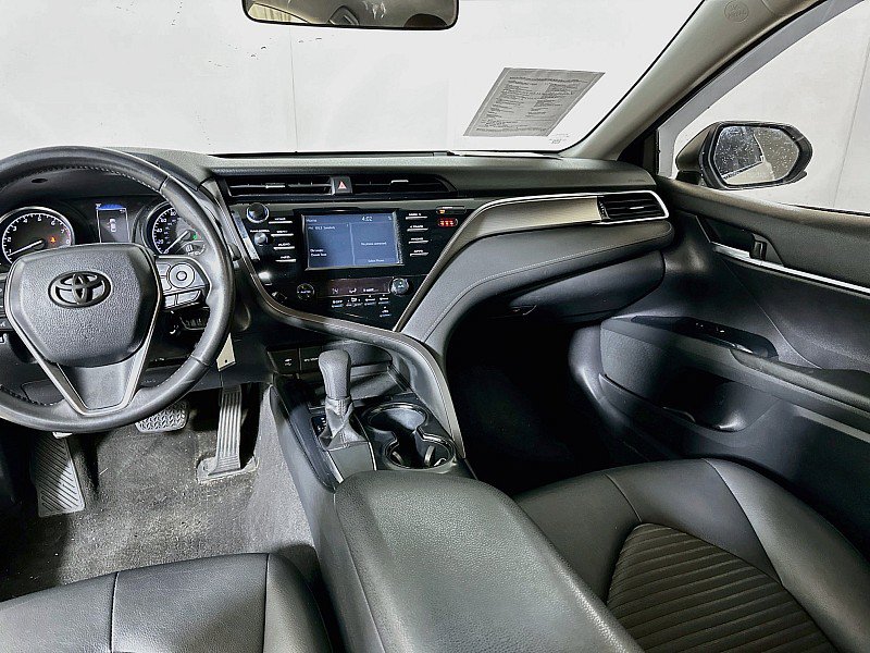 Used 2018 Toyota Camry SE FWD image 22