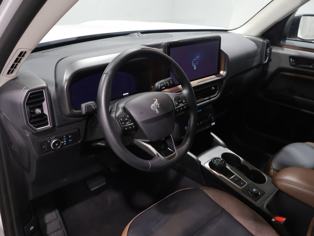 Used 2025 Ford Bronco Sport Outer Banks w/ Outer Banks Tech Package+ image 14