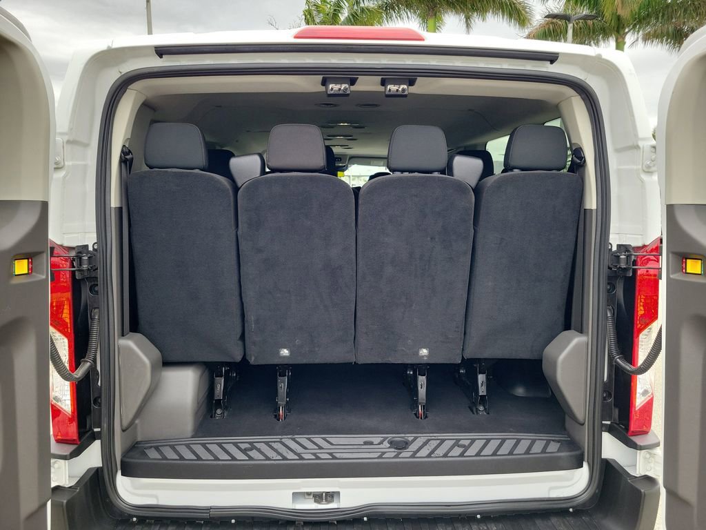 Used 2023 Ford Transit 350 XLT image 15