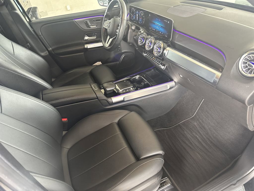 Used 2021 Mercedes-Benz GLB 250 image 35
