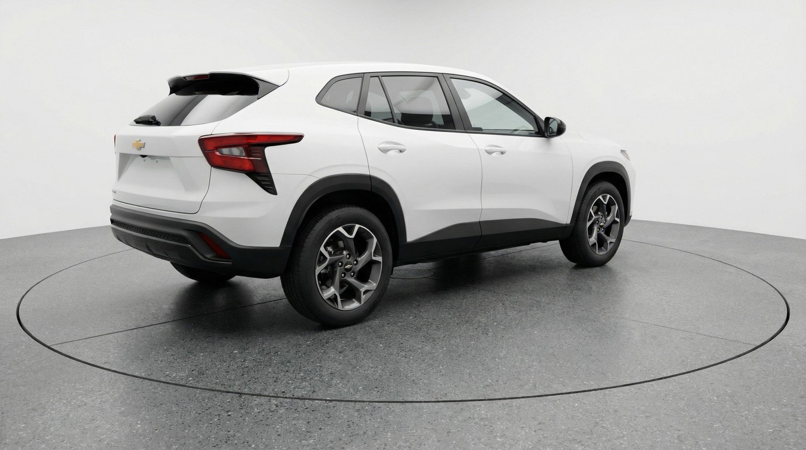 Used 2025 Chevrolet Trax LT w/ LT Convenience Package image 9