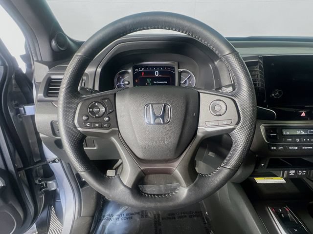 Used 2023 Honda Passport EX-L image 16