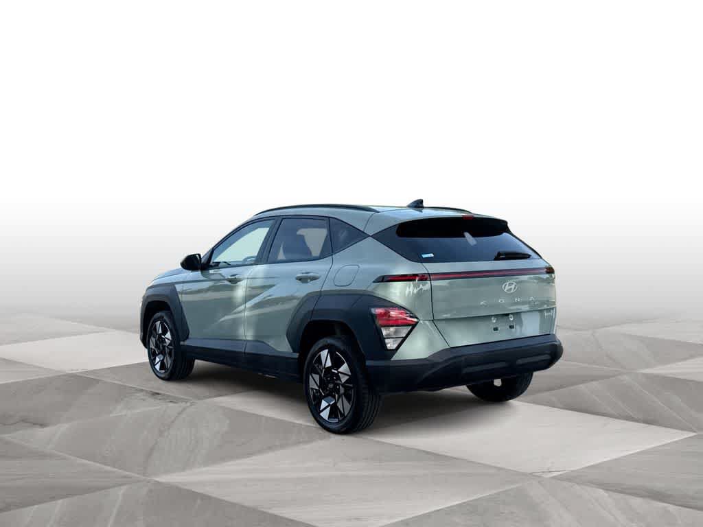 Used 2024 Hyundai Kona SEL AWD/4WD image 5
