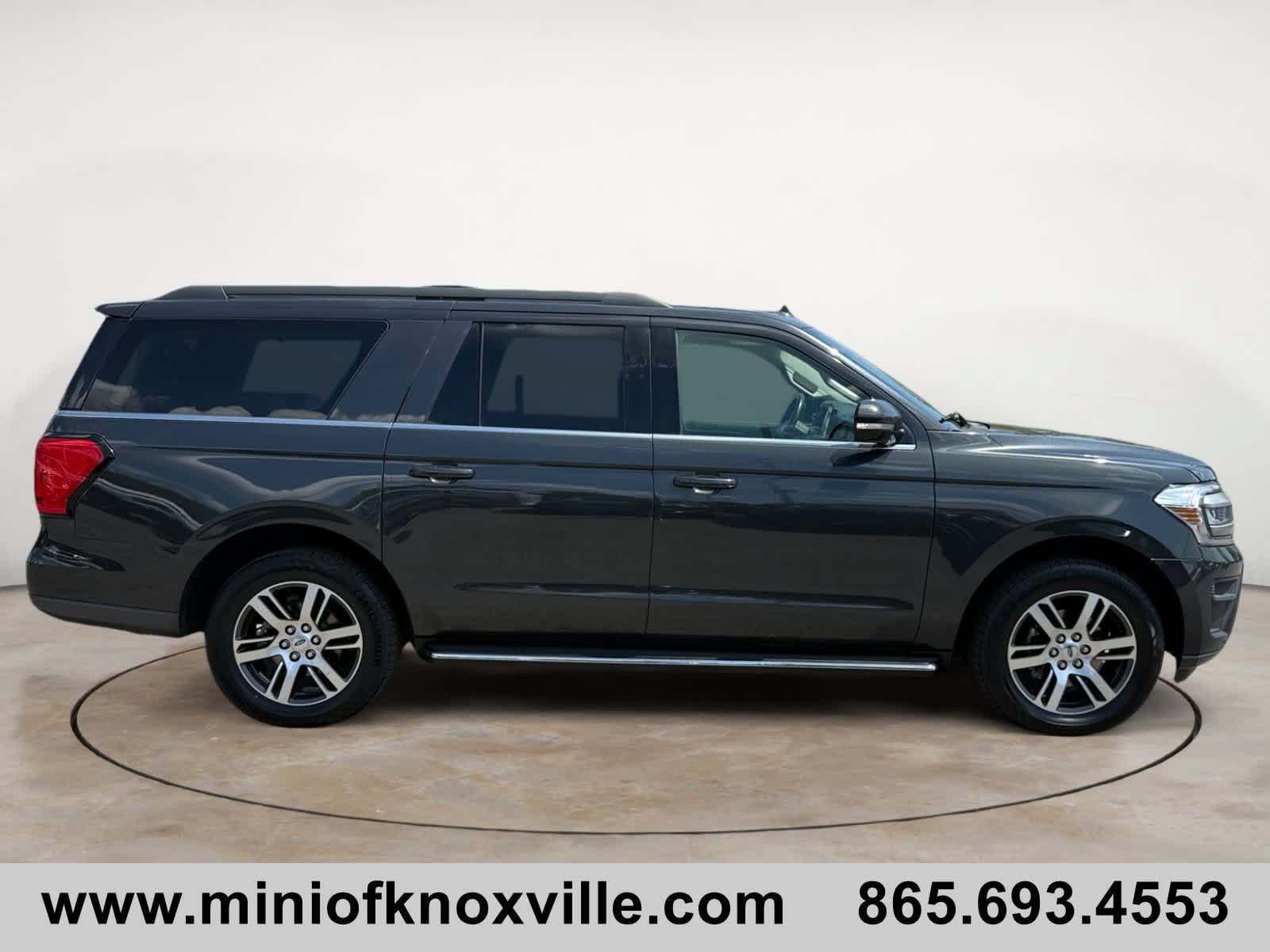Used 2022 Ford Expedition Max XLT AWD/4WD image 2