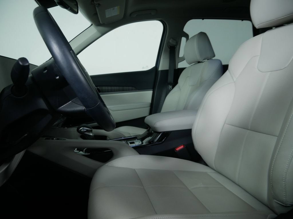Used 2025 Kia Telluride EX X-Line AWD/4WD image 15