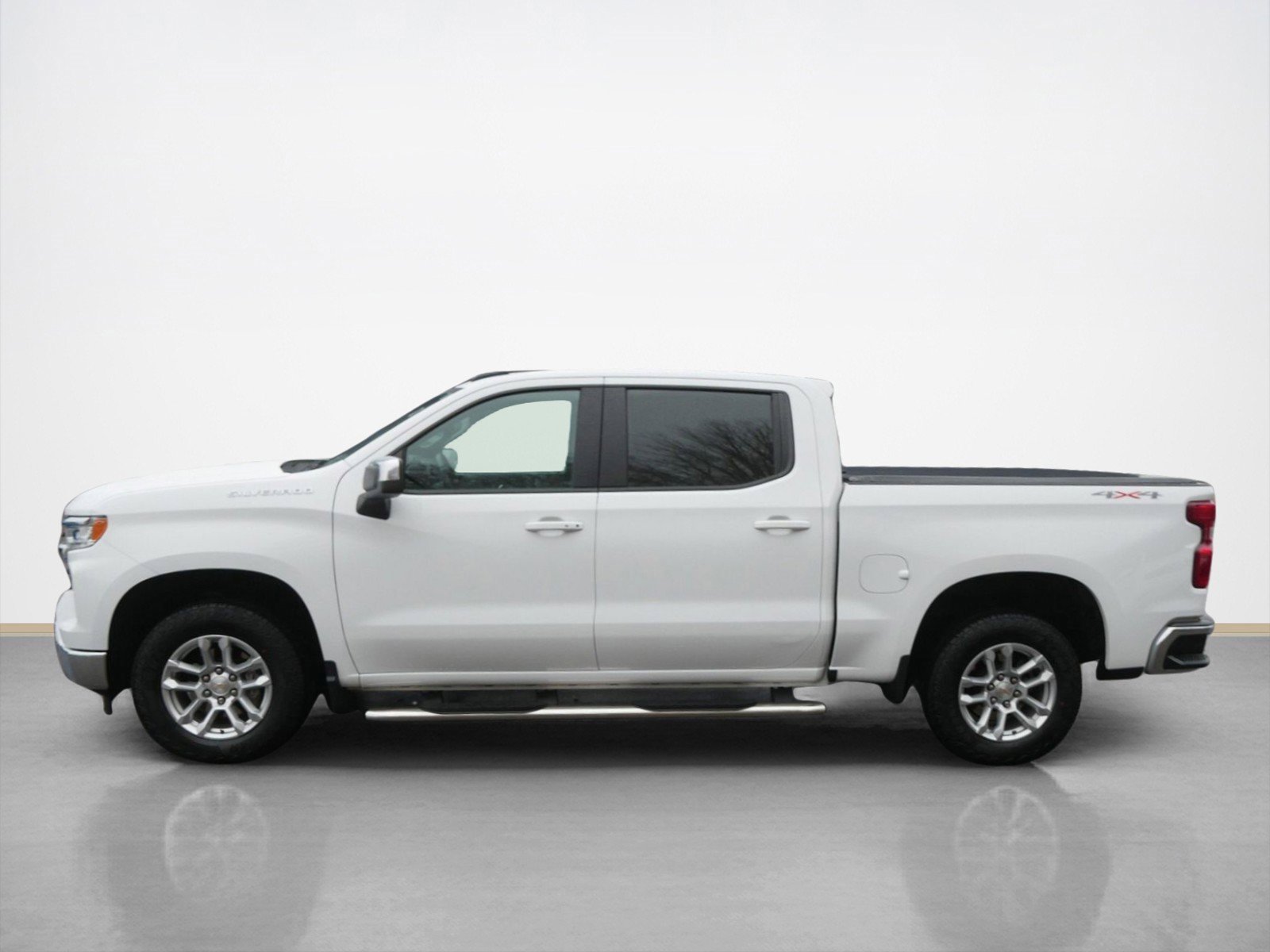 Used 2023 Chevrolet Silverado 1500 LT image 6