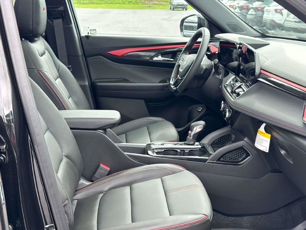New 2026 Chevrolet TrailBlazer RS w/ Convenience Package AWD/4WD image 17