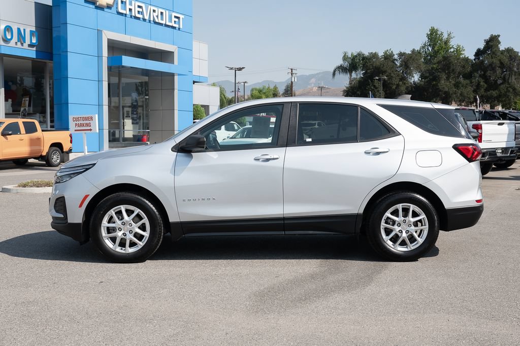 Used 2022 Chevrolet Equinox LS AWD/4WD image 7