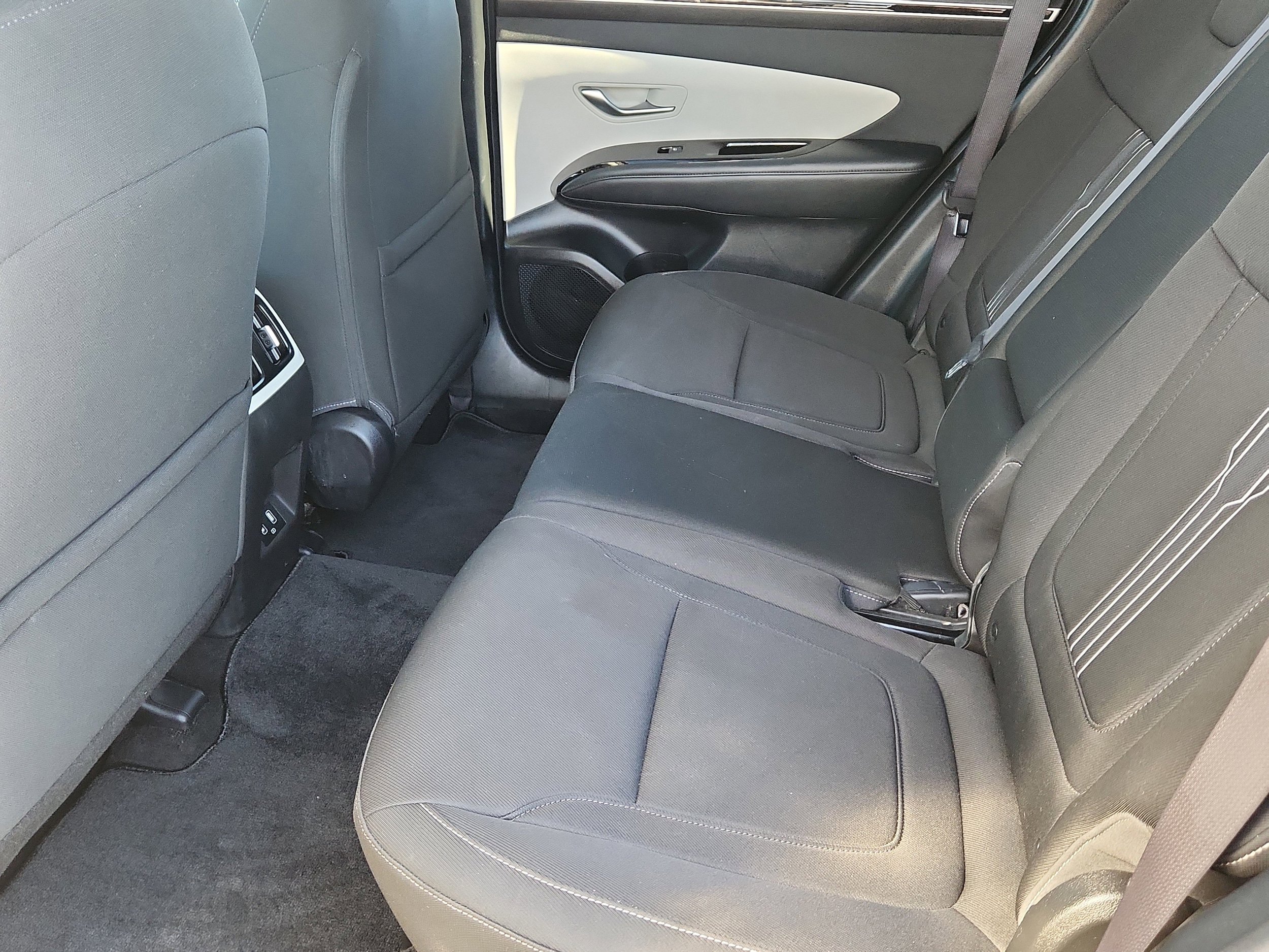 Used 2022 Hyundai Tucson SEL w/ Convenience Package AWD/4WD image 11