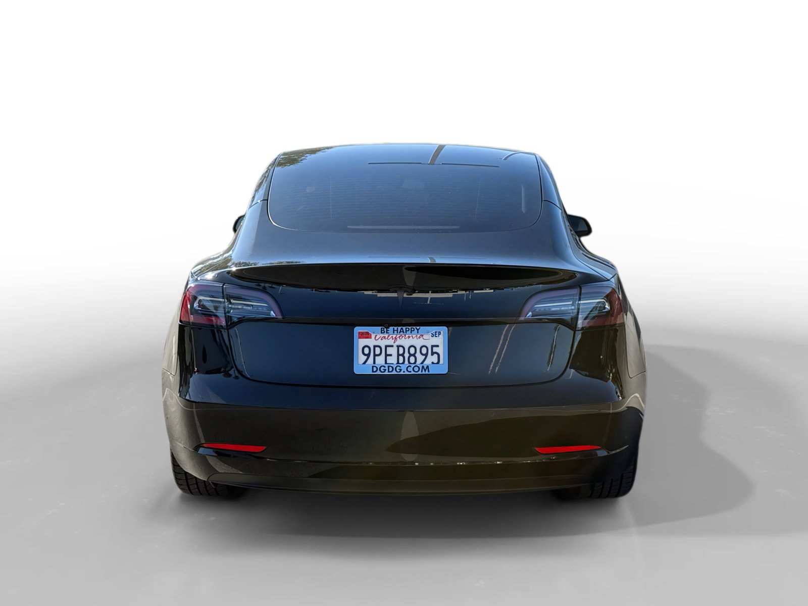 Used 2021 Tesla Model 3 Standard Range Plus RWD image 4