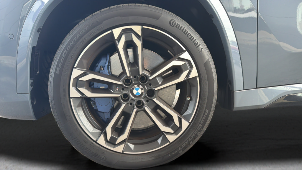 Used 2025 BMW X1 M35i w/ Premium Package AWD/4WD image 14