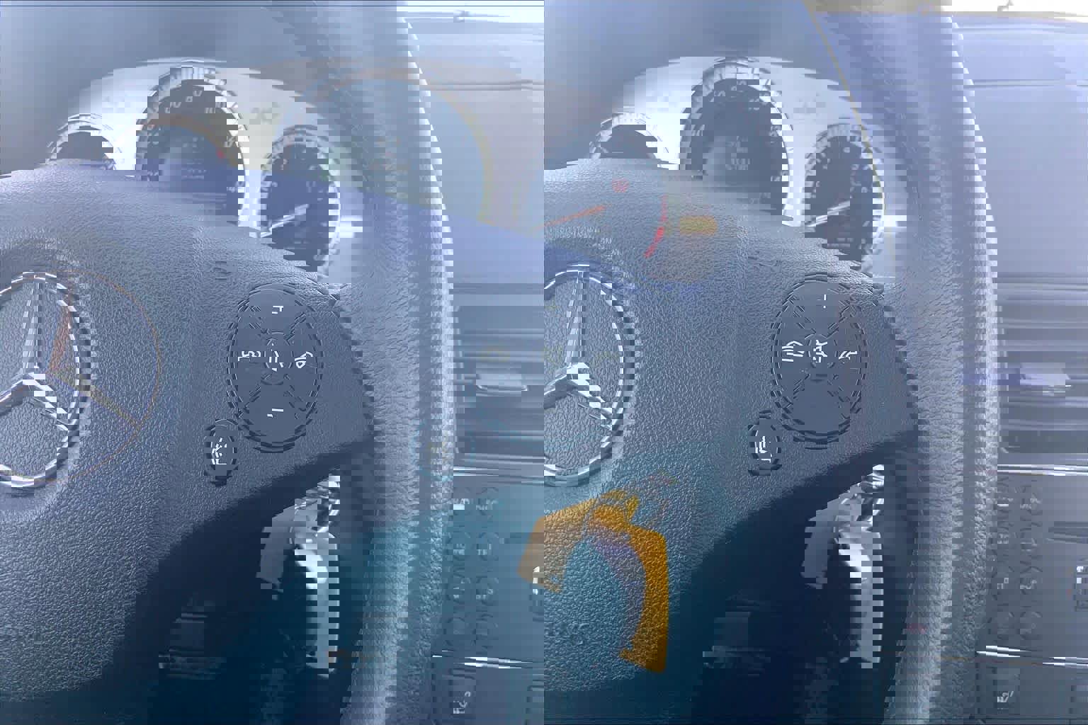 Used 2008 Mercedes-Benz C 350 Sport image 22