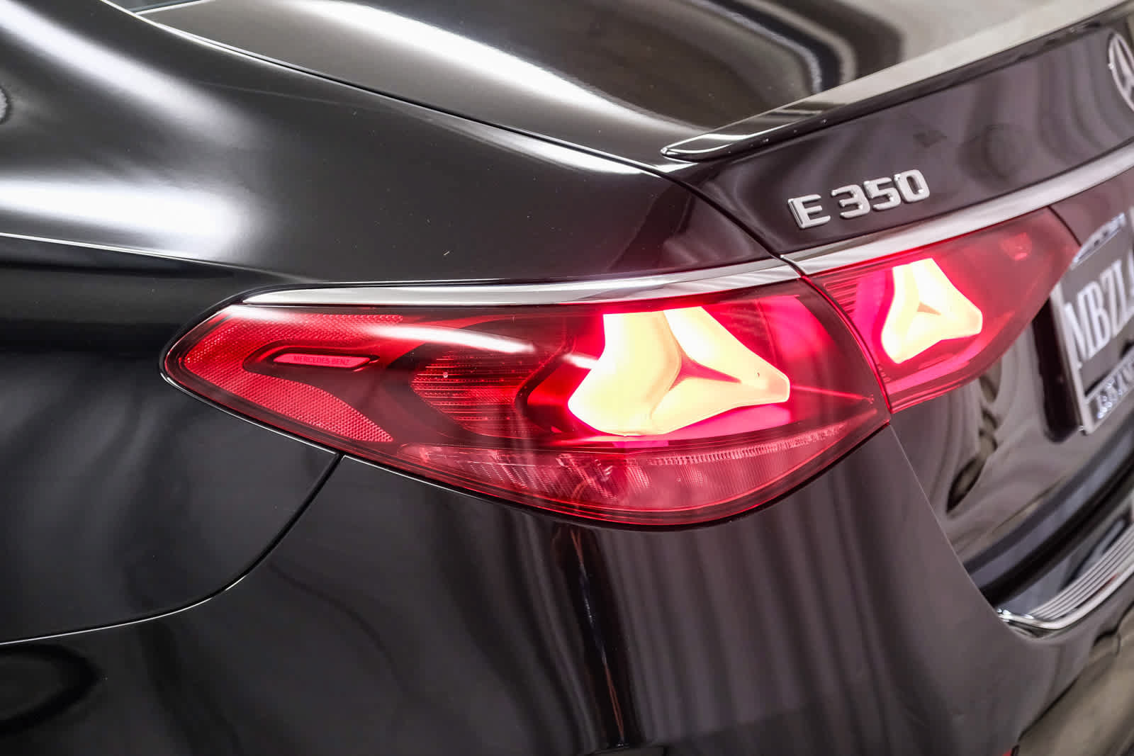Used 2026 Mercedes-Benz E 350 Sedan image 7