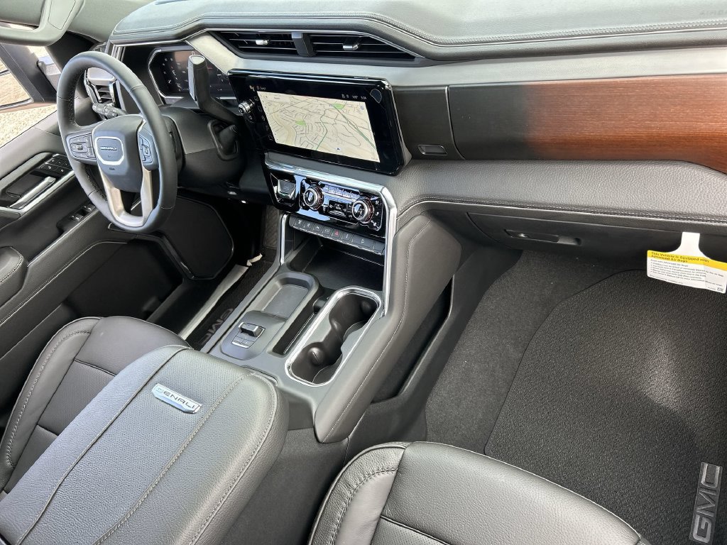 New 2026 GMC Sierra 2500 Denali w/ Technology Package AWD/4WD image 28
