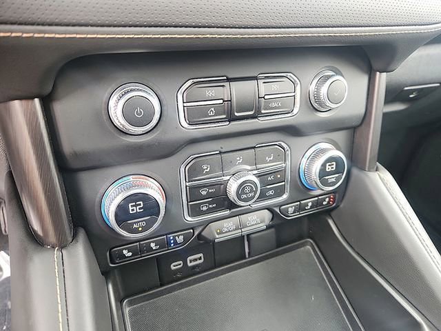 Certified 2023 GMC Yukon AT4 w/ AT4 Premium Plus Package AWD/4WD image 16