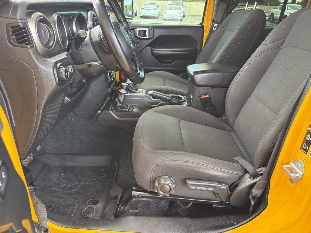 Used 2020 Jeep Wrangler Unlimited Sport S AWD/4WD image 17