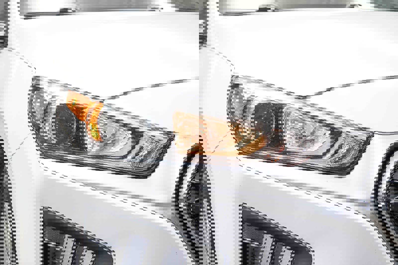 Used 2020 Hyundai Ioniq Blue image 4