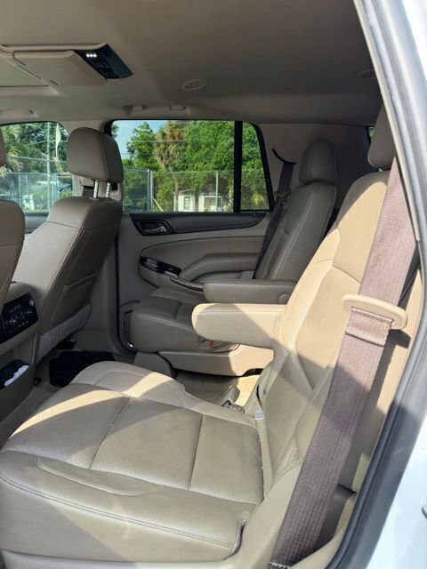 Used 2017 GMC Yukon SLT w/ Premium Edition AWD/4WD image 19