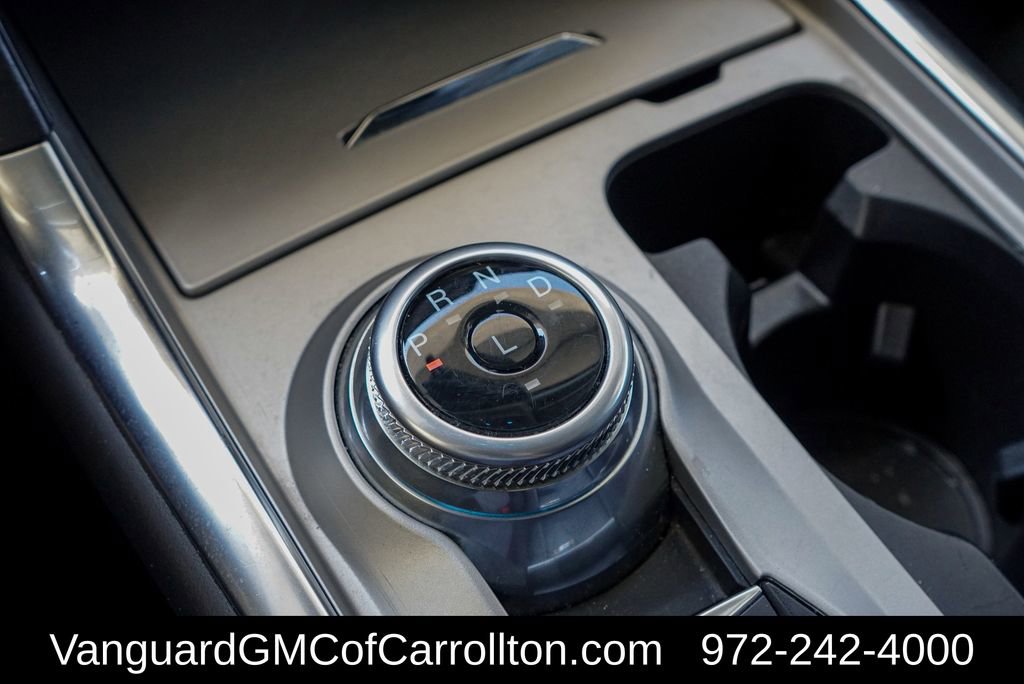 Used 2024 Ford Explorer XLT w/ Equipment Group 202A image 15