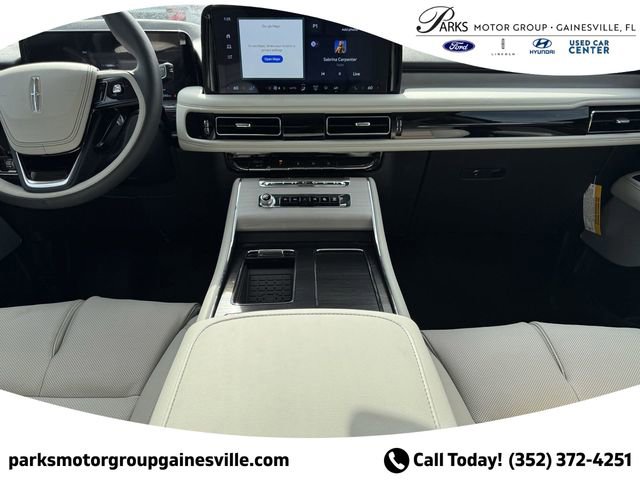 New 2025 Lincoln Aviator Reserve w/ Luxury Package RWD image 13