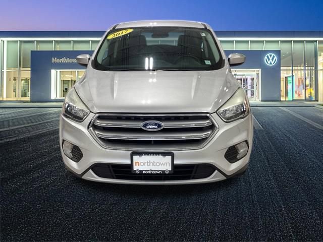 Used 2017 Ford Escape SE image 5