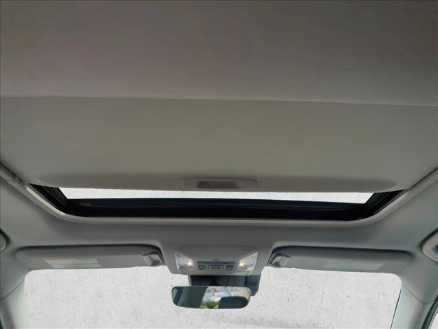 Used 2022 Toyota RAV4 Limited w/ Limited Grade Weather Package FWD image 23