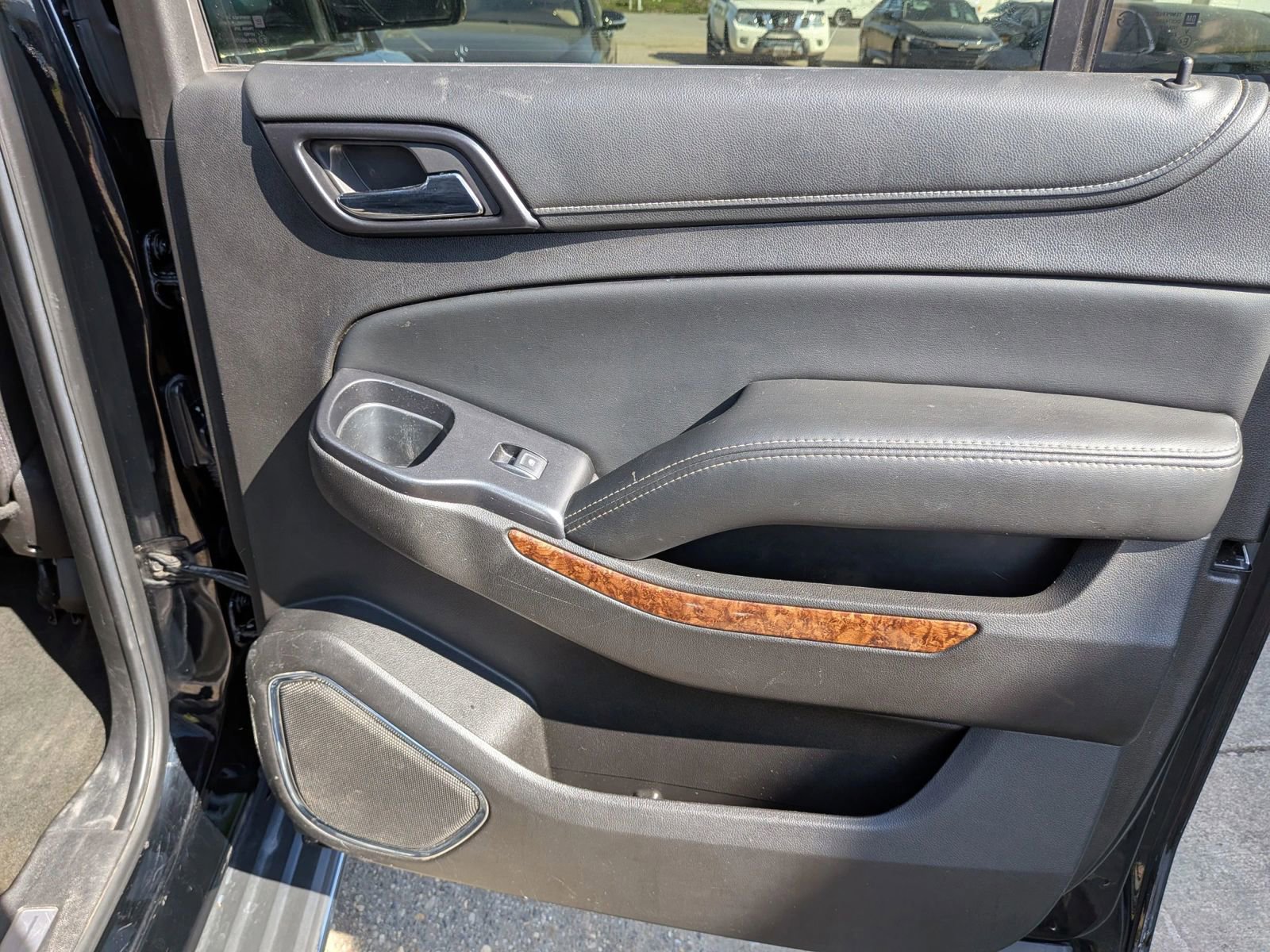 Used 2016 Chevrolet Suburban LTZ image 46