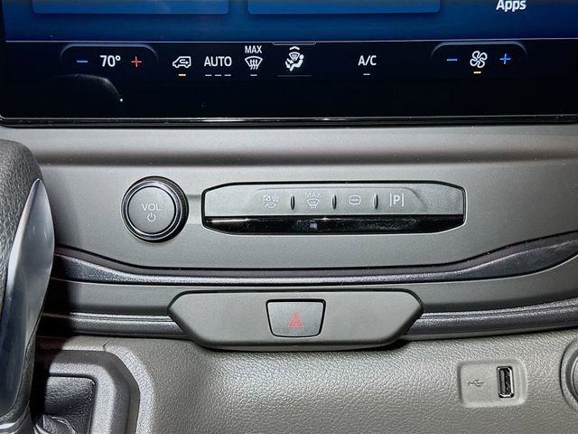 New 2026 Ford Transit 250 148 Medium Roof w/ Load Area Protection Package image 10