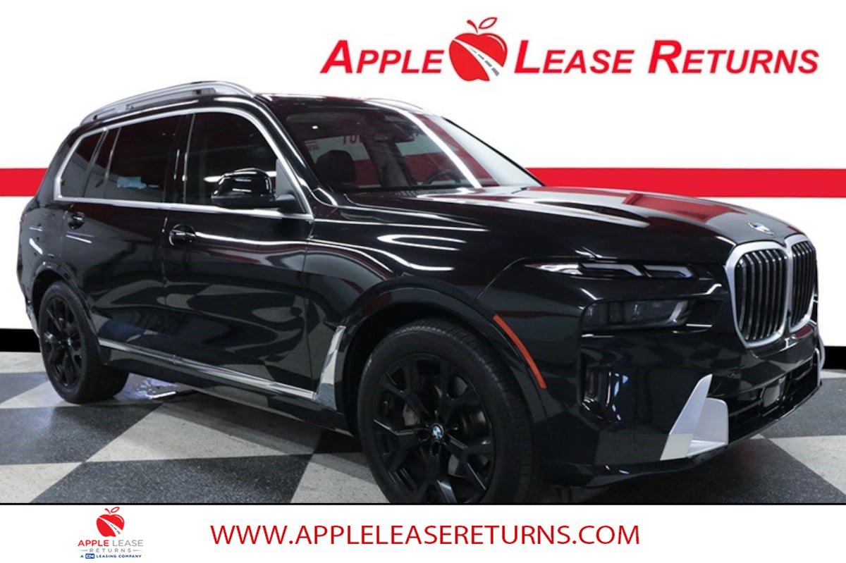 Used 2023 BMW X7 xDrive40i w/ Premium Package image 1