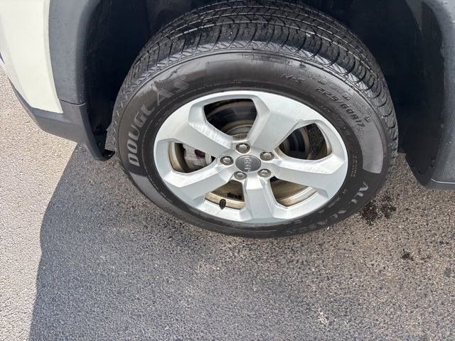 Used 2018 Jeep Compass Latitude w/ Cold Weather Group image 44