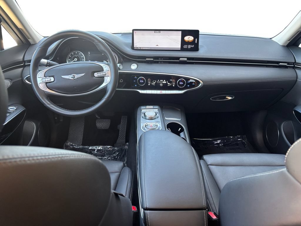 Used 2025 Genesis GV70 2.5T AWD/4WD image 10