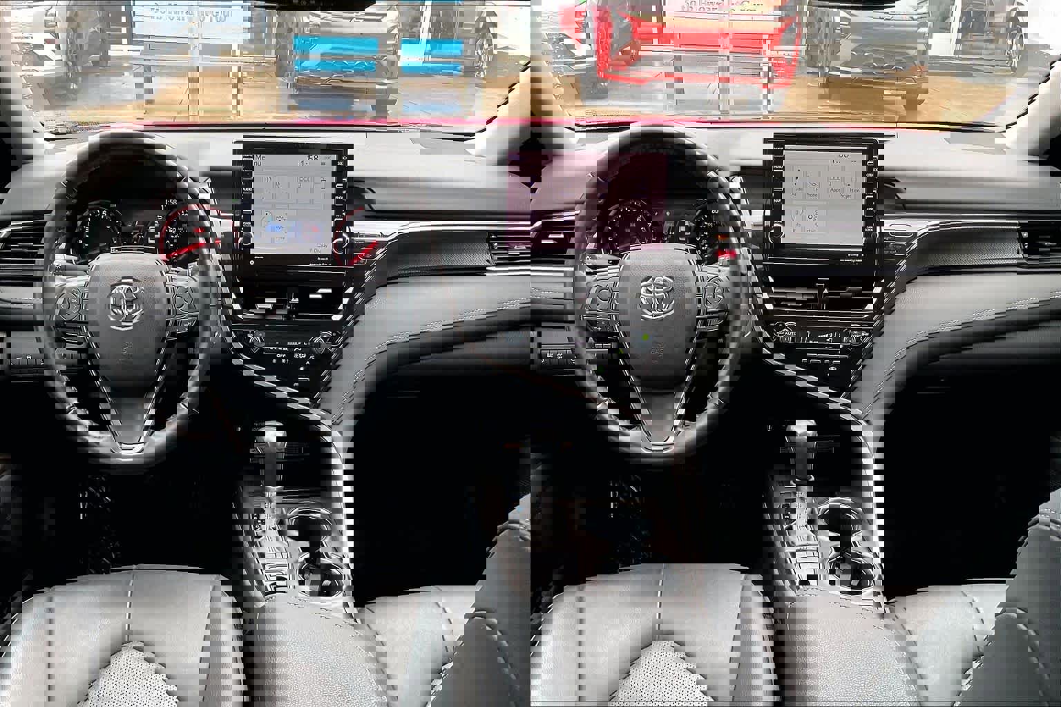 Used 2021 Toyota Camry XSE image 16