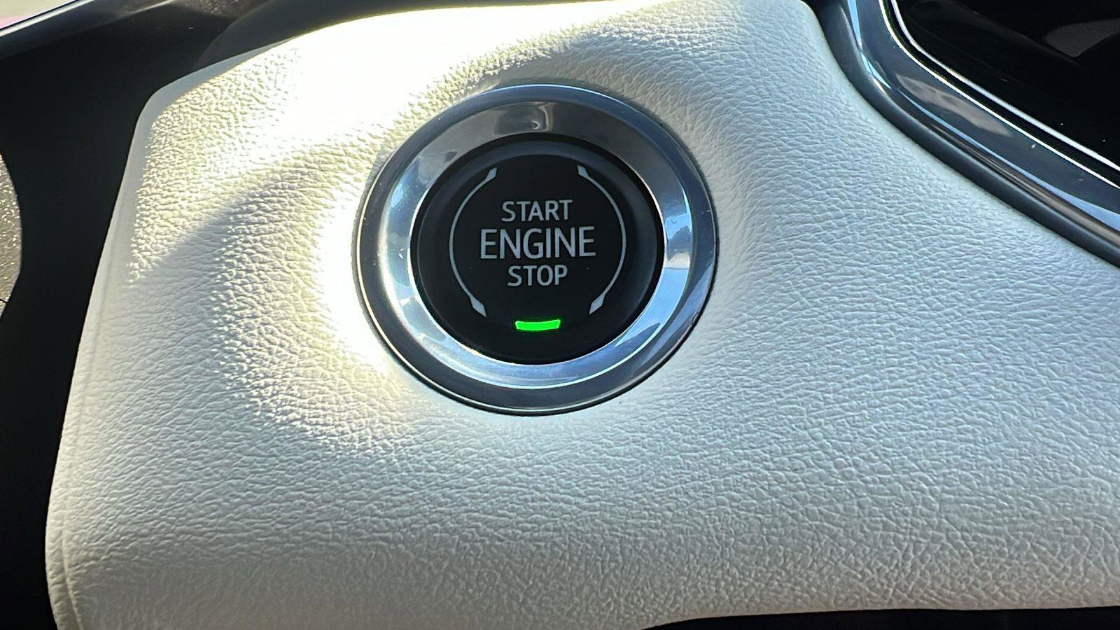 Used 2023 GMC Canyon AT4X image 14