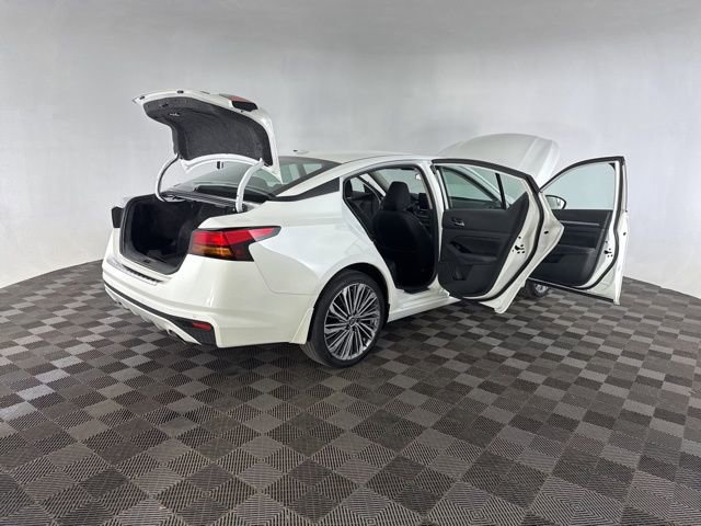 Used 2023 Nissan Altima 2.5 SL image 16