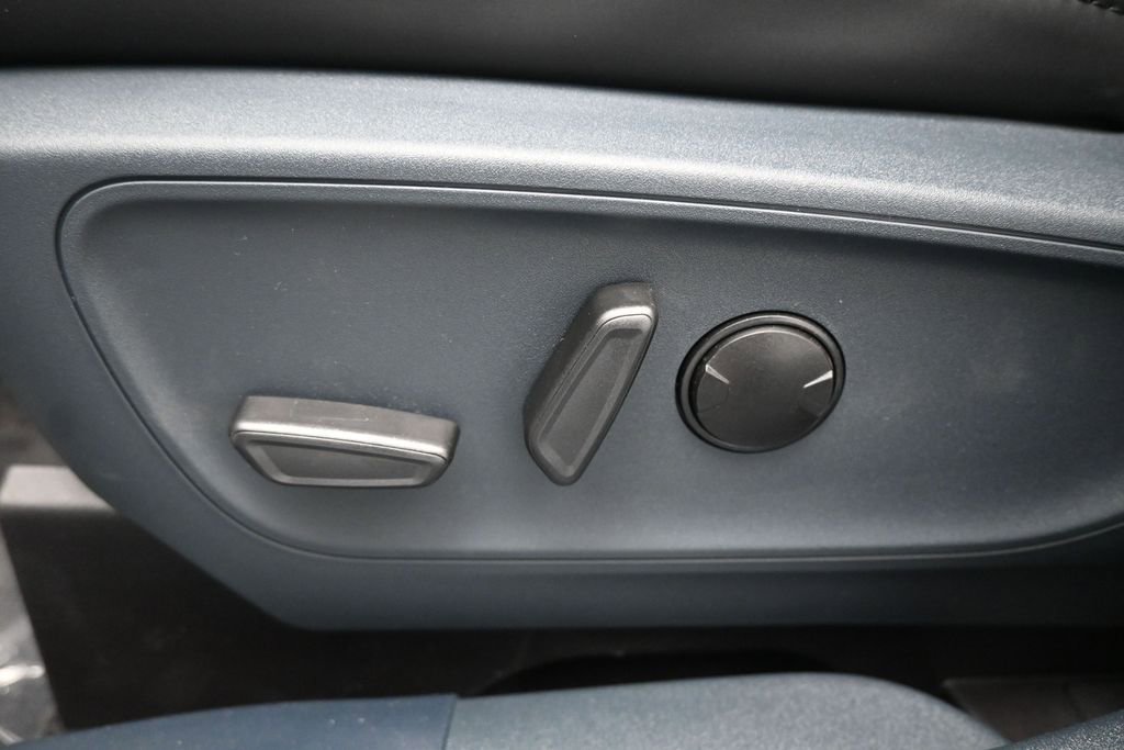 New 2026 Ford Maverick Lariat AWD/4WD image 10