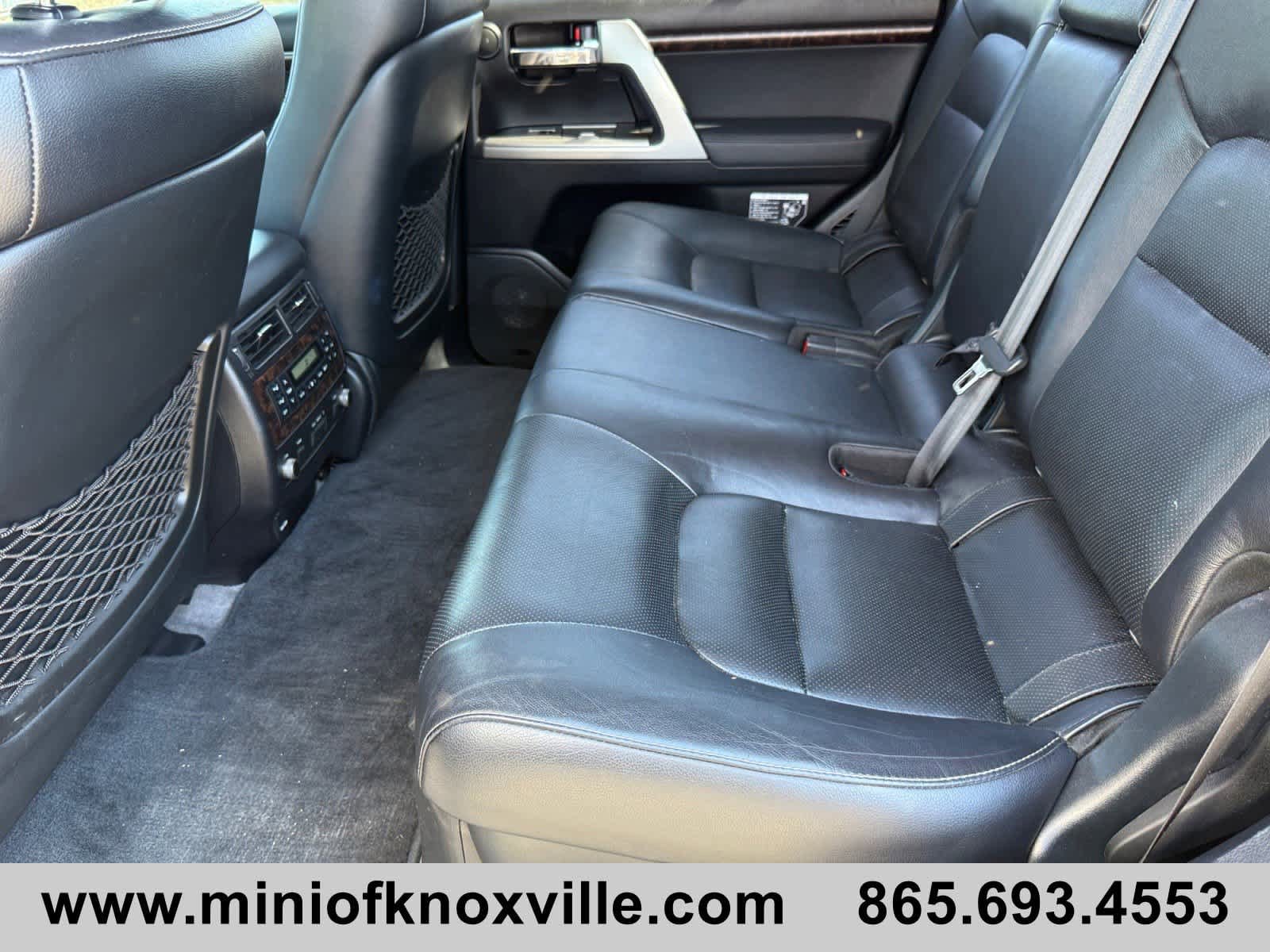 Used 2015 Toyota Land Cruiser AWD/4WD image 15