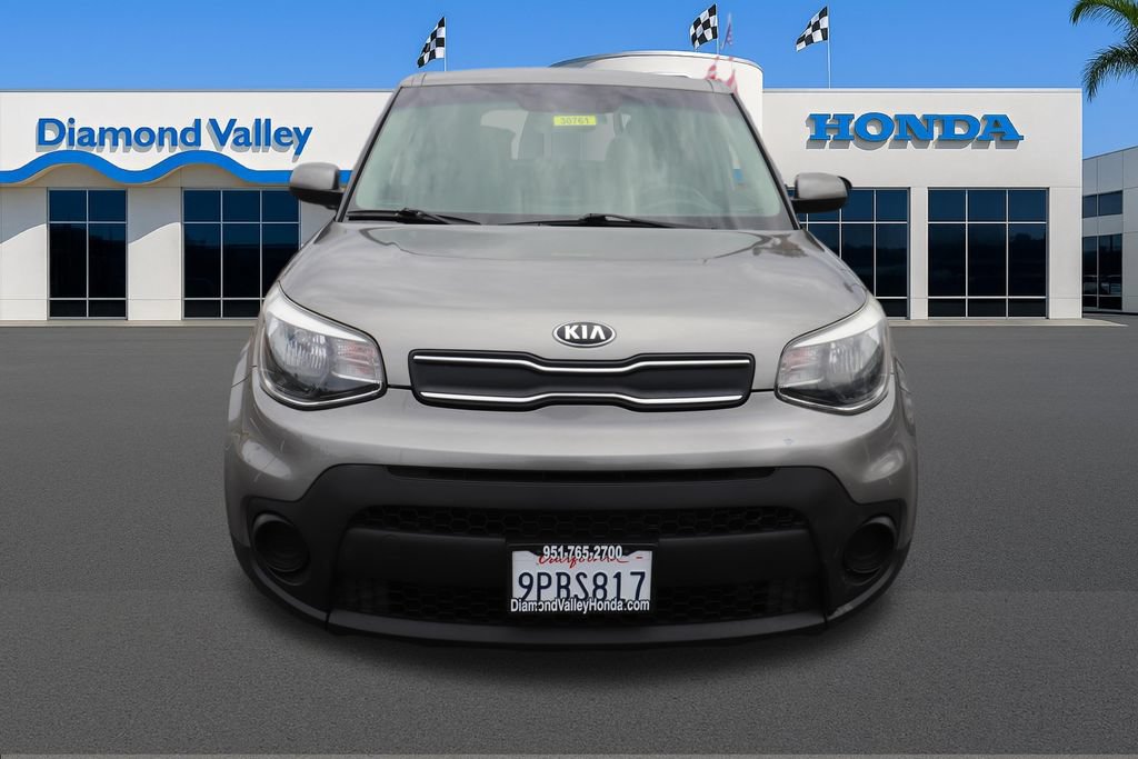 Used 2018 Kia Soul FWD image 2