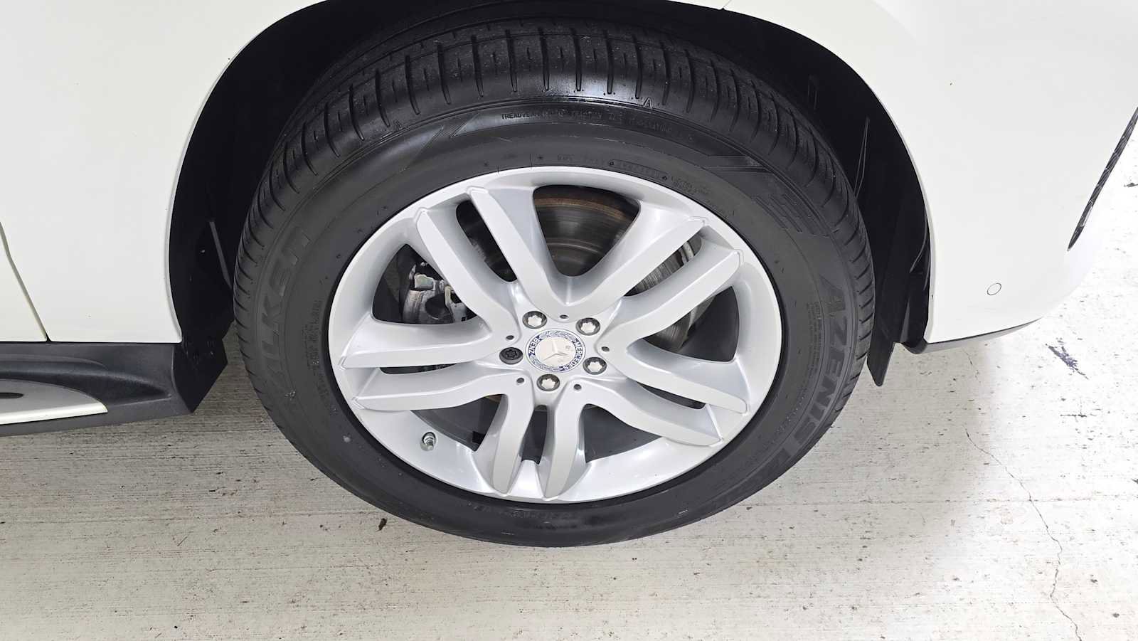 Certified 2017 Mercedes-Benz GLS 450 4MATIC image 9