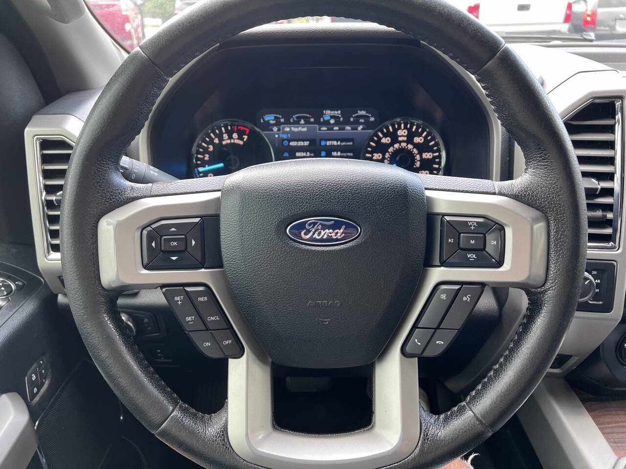 Used 2015 Ford F150 Lariat w/ Equipment Group 501A Mid image 14