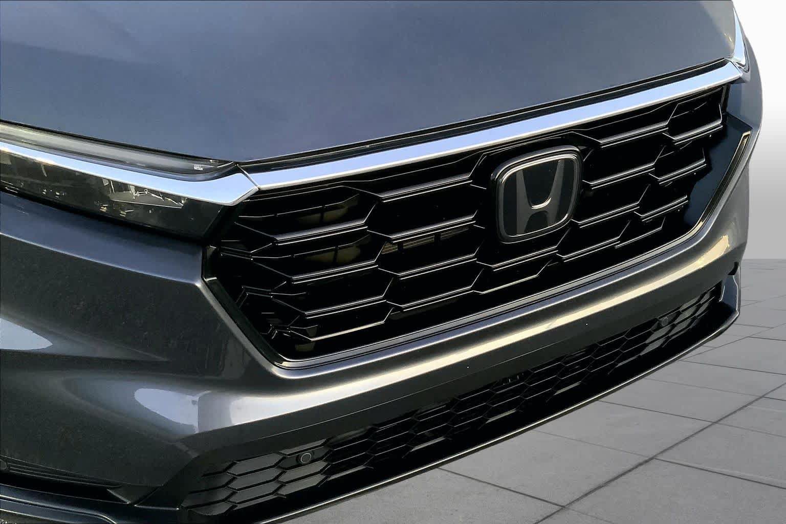 Used 2025 Honda CR-V EX-L image 29