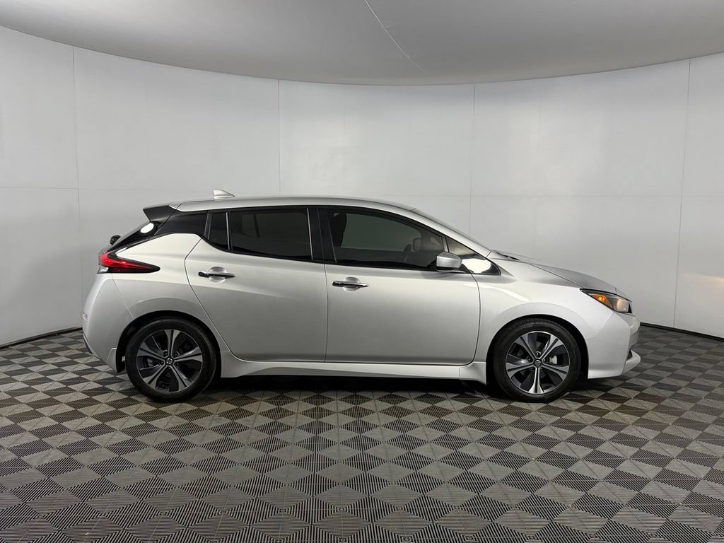 Used 2022 Nissan Leaf SV FWD image 5