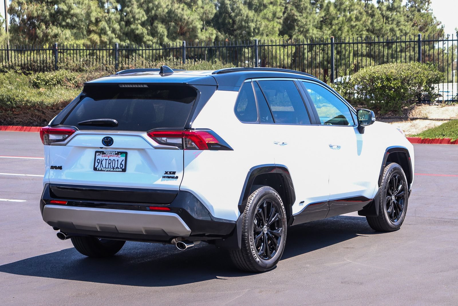 Certified 2024 Toyota RAV4 XSE w/ Advanced Technology Package AWD/4WD image 7