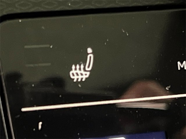 New 2026 Volkswagen Taos SE image 18