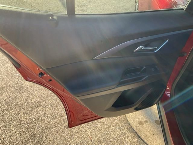 Used 2025 Chevrolet Equinox EV LT w/ Convenience Package image 27